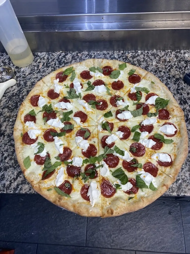 Basil Leaf Pizza